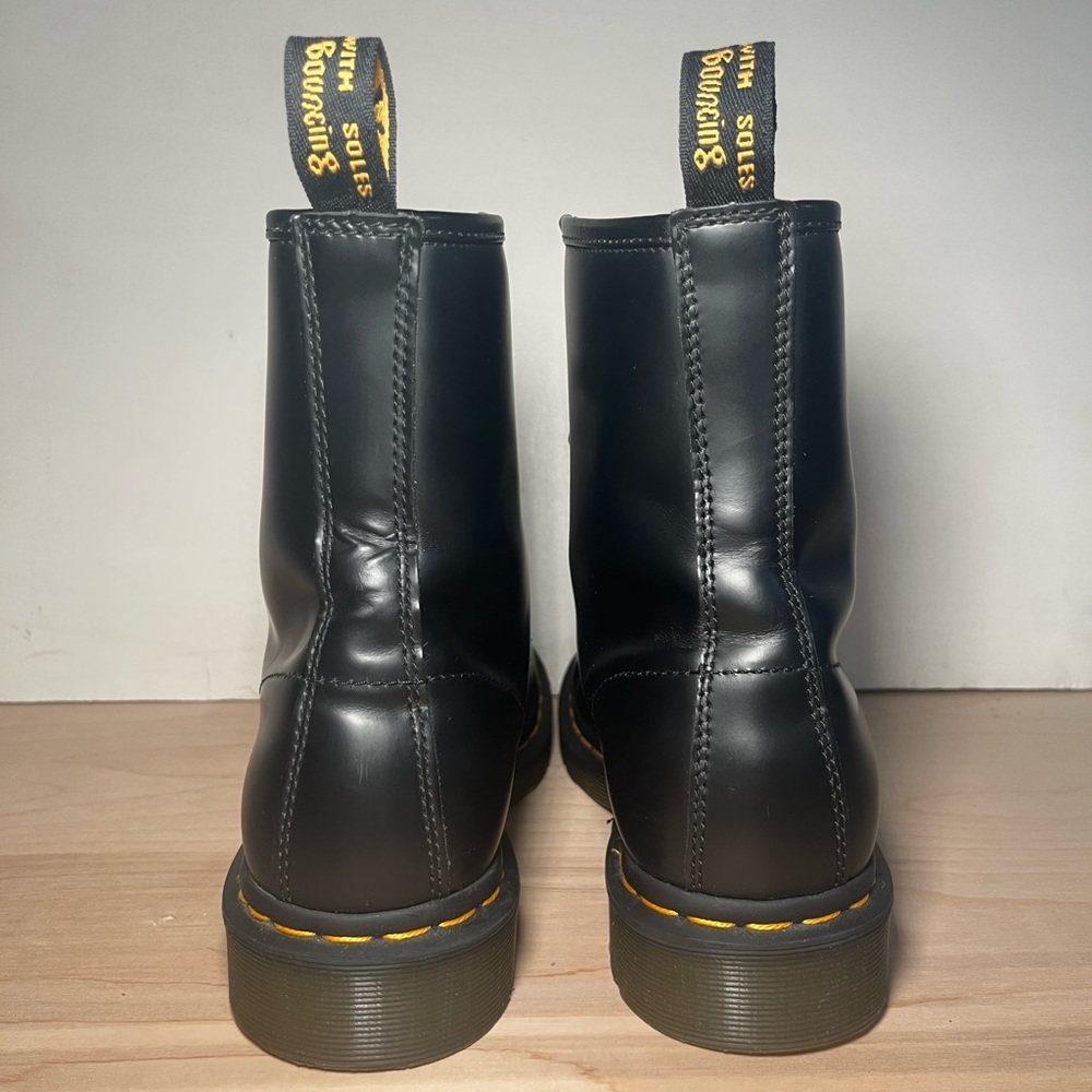 Dr.Martens | Women’s Size 9 | Classic Boot | Medium W - Picture 3 of 9